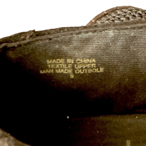 THE SAK | Brown and Blue Tribal Rear Charm Slip Ons - Picture 5 of 6